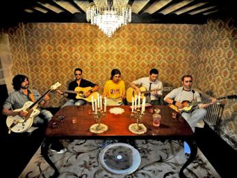 Primera actuación de los cántabros Lazy en Gijón