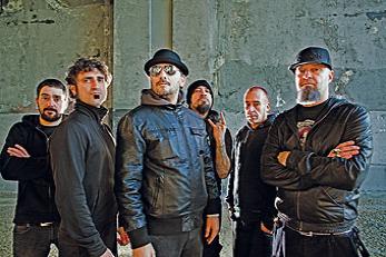 Def Con Dos, veinte años dando guerra