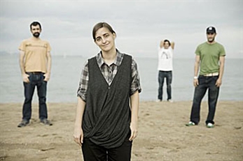 Tom Boyle estrenan el videoclip “Sin noticias de glub”