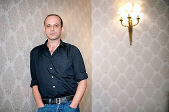 Concierto de Josele Santiago en el Monkey Club de Gijón