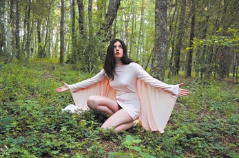 Javiera Mena en Valencia