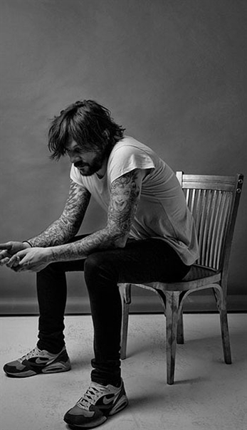 Óscar Mulero presenta nuevo videoclip