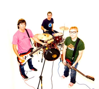 Dos nuevos temas de Airbag para surfear este verano