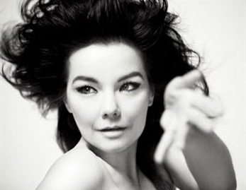 El nuevo tema de Bjork, “Virus” ya está en iTunes