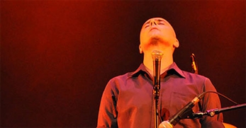 Corcobado saca un disco de versiones