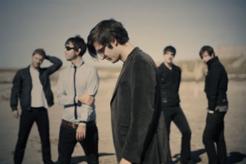 Ayuda a Catpeople a grabar su próximo videoclip