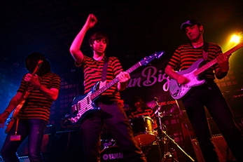 Los Derrumbes gira en México