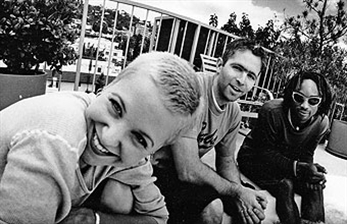 Throwing Muses, visita celebrada