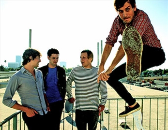 Manos infieles, muertos celosos y medusas en el Top Vídeos