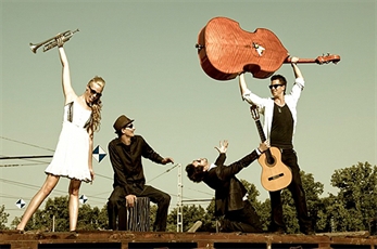 lnauguración de ABCDEspacio