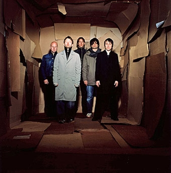 Radiohead presenta oficialmente dos temas