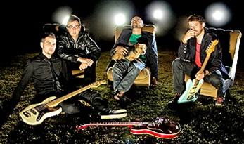 Aloperro y Efecto Pasillo entran a grabar sus respectivos segundos discos