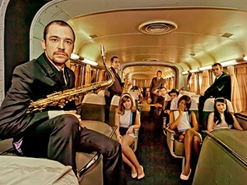 Eli “Paperboy” Reed y The Pepper Pots, doble placer