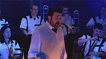 Travellin' Brothers en su mejor momento acompañados de Big Band