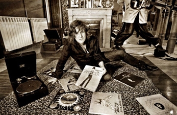 Seis artistas valencianos rinden homenaje a Nacho Vegas