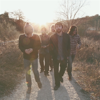 Ya puedes escuchar el debut de Pájaro Jack