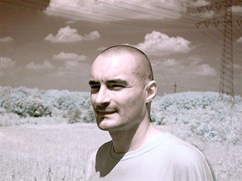 Diez años de Electrónica en Abril