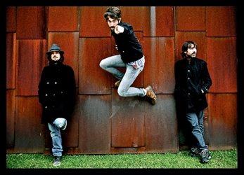 La Sonrisa de Julia en Santiago y Oviedo