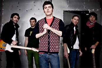 Miss Caffeina y Guadalupe Plata, vencedores en los Guilles