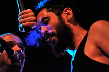 Fuego purificador en el Cañaveral Festival