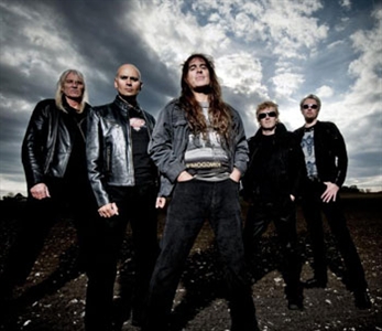 Steve Harris en solitario