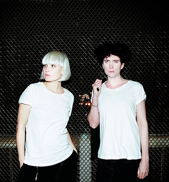 Estrenamos en exclusiva lo nuevo de Raveonettes