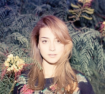 Russian Red cierra su cuenta de Twitter por una polémica