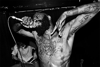 Death Grips regalan un disco y su compañía les cierra su website