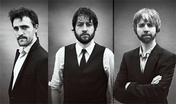 Mechanismo llaman a sus amigos para su nuevo clip