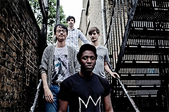 Rebeldía estudiantil en el nuevo vídeo de Bloc Party