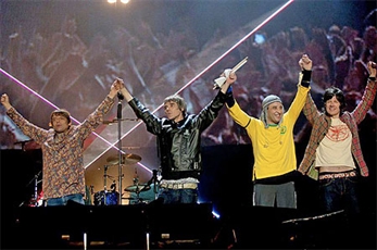 The Stone Roses seguirán girando en 2013