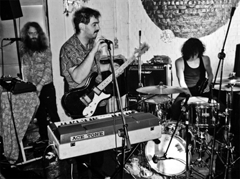 Cave abre el ciclo Fonorama de Granada