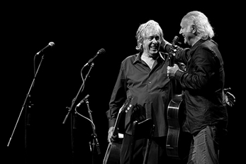 Paco Ibáñez y Amancio Prada, en el Centro Niemeyer