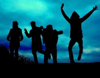 Descubre el making of del clip de Mendetz y Najwa Nimri