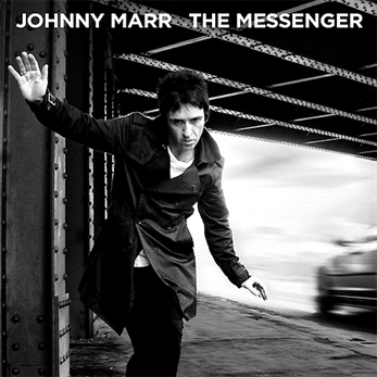 Johnny Marr sigue presentando canciones de su debut en solitario