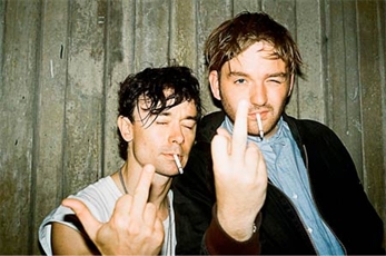 The Big Pink filtran avances de su tercer disco