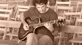 IV A Guitarrazo Limpio