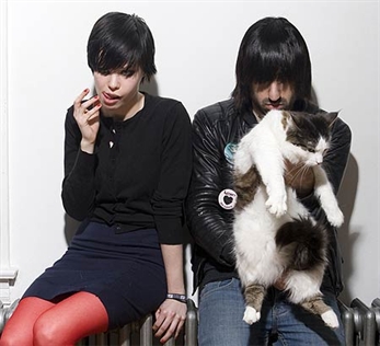 Nuevo videoclip de Crystal Castles