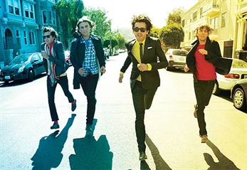 Phoenix al Optimus Alive