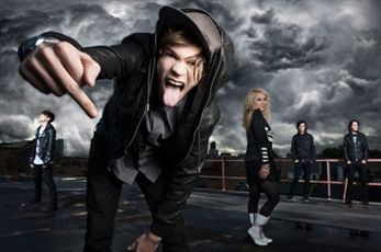 Hadouken! arrasan con su nuevo clip