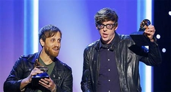 Mumford & Sons y The Black Keys triunfan en los Grammy