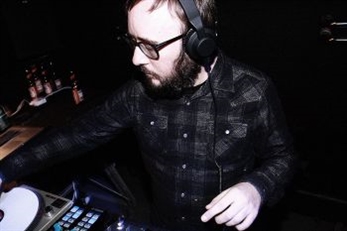 Dj Coco en Superglue Club