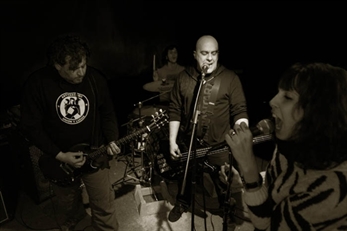 El sol y la luna, protagonistas del barrio zaragozano de Torrero