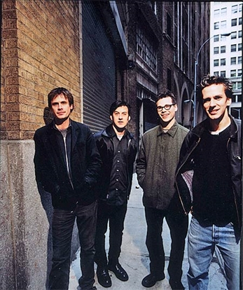 Primer single de "Girls Against Boys" en 10 años