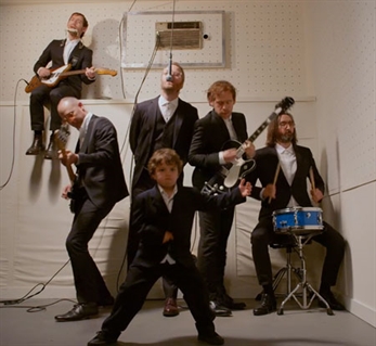 The National estrenan el video de “Sea Of Love”