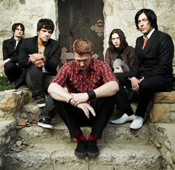 Queens Of The Stone Age presentan nuevo tema