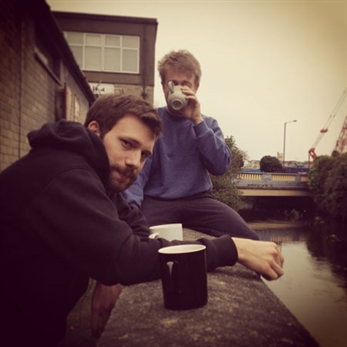 Mount Kimbie avanza un tema de su disco para Warp