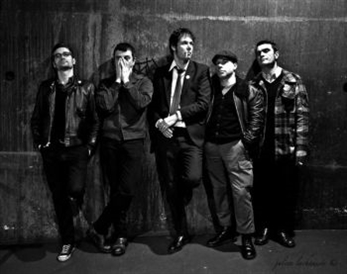 Frustration inician la gira