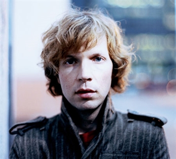 Beck llama a Franz Ferdinand y Jarvis Cocker a interpretar su “Song Reader”