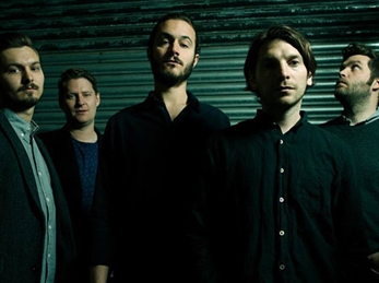 Editors comparten una “cara b”